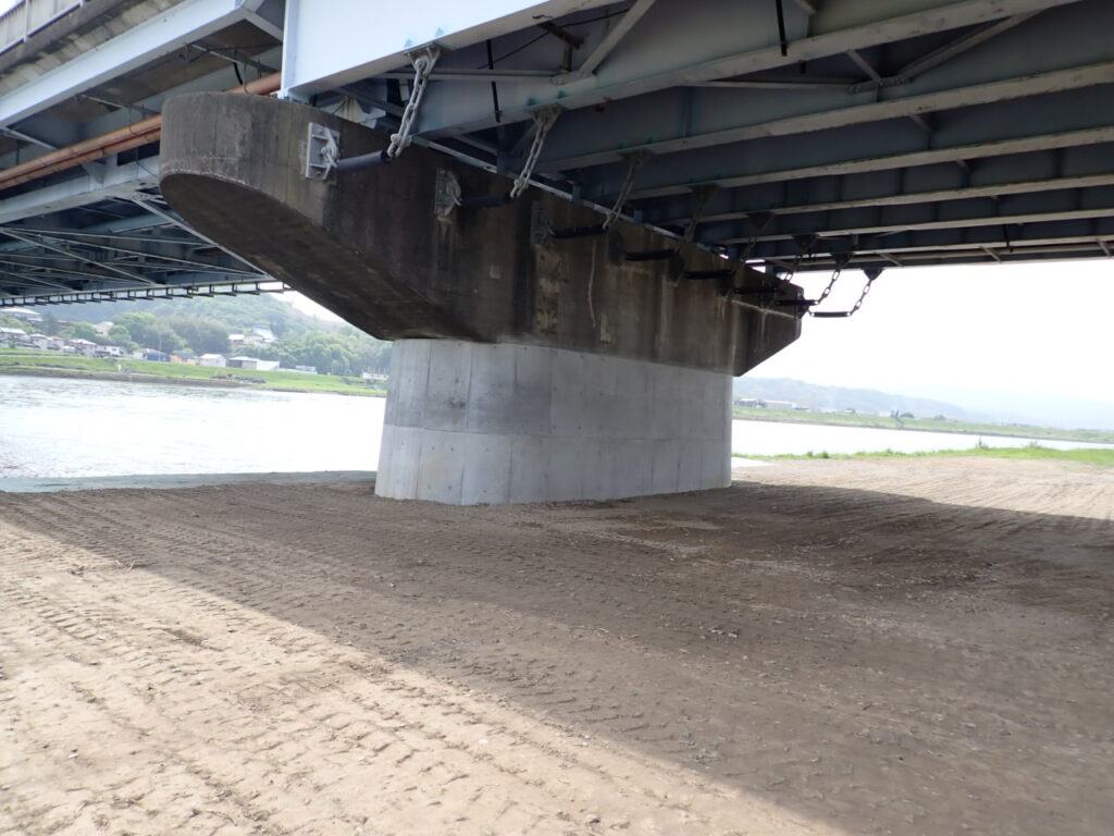 令和4年度　橋修震単大第1-2号橋梁耐震補強工事